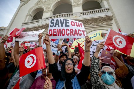 Tunísia: democràcia o autoritarisme?