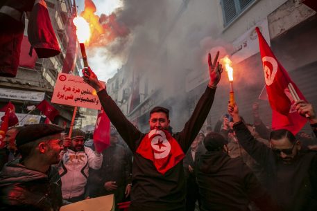 Túnez en regresión