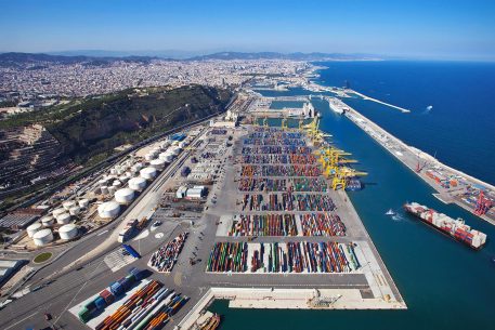 Uncertainty and Geopolitics: Are Global Value Chains Reorganizing?