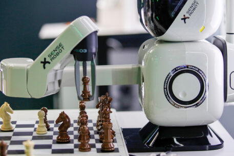 Local Visions – Chinese Technologies. Explaining MENA’s Embrace of the Digital Silk Road