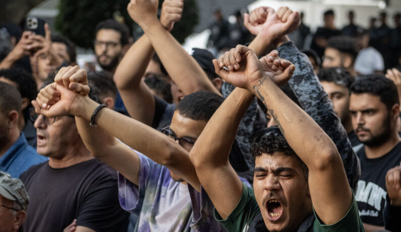 El movimiento Gen Z 212 y la privación en la era de la globalización digital